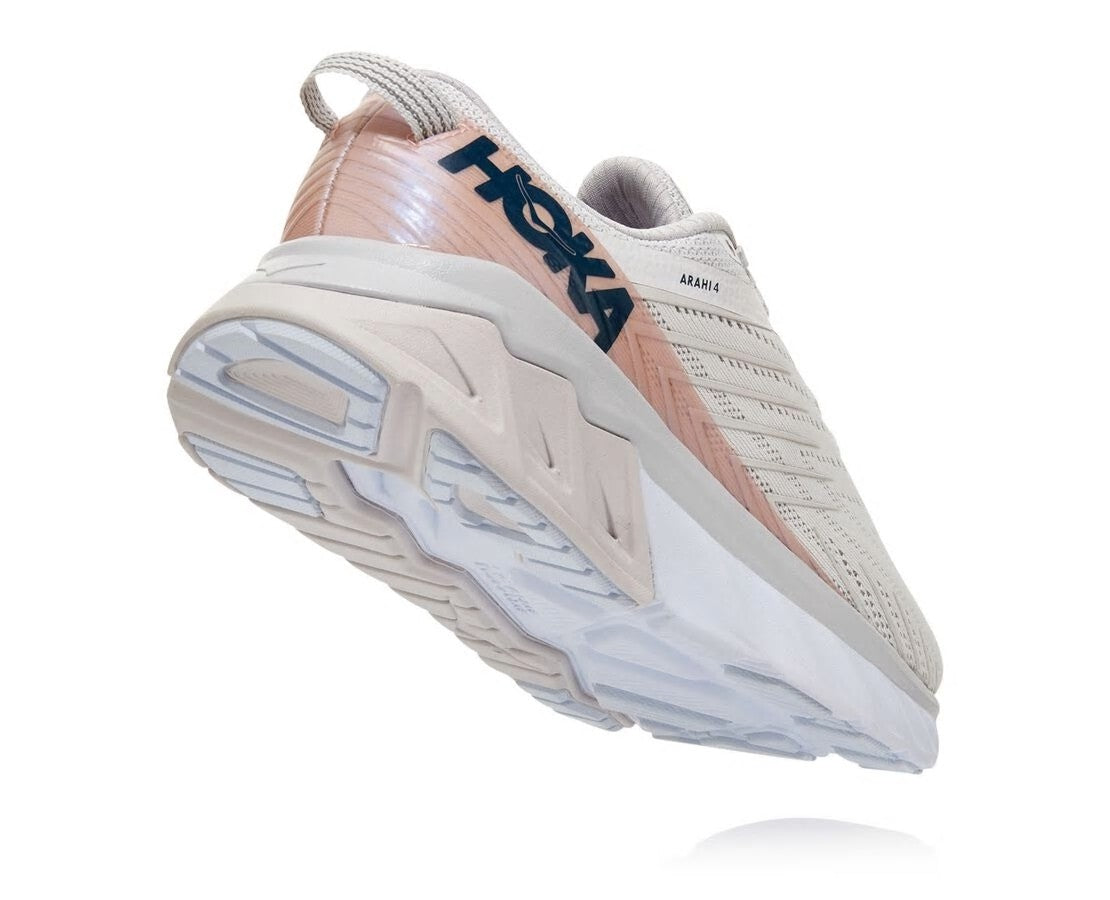 Women's Arahi 4 | HOKA On sale