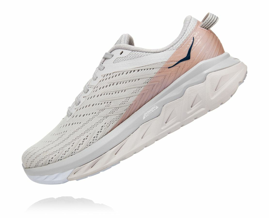 Women's Arahi 4 | HOKA On sale