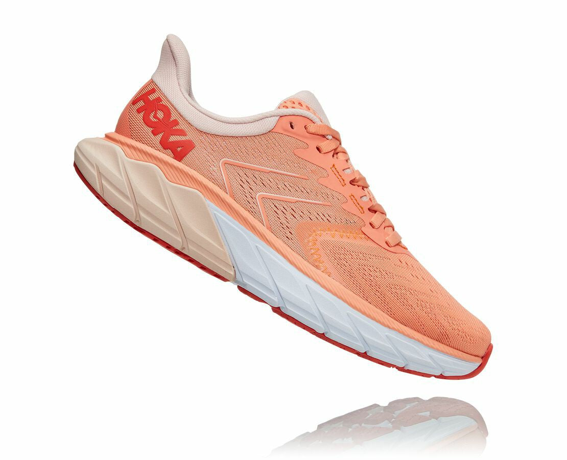 Women's Arahi 5 | HOKA On sale