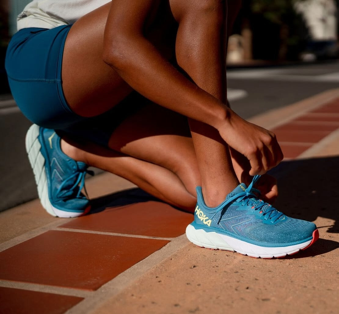 Women's Arahi 5 | HOKA On sale